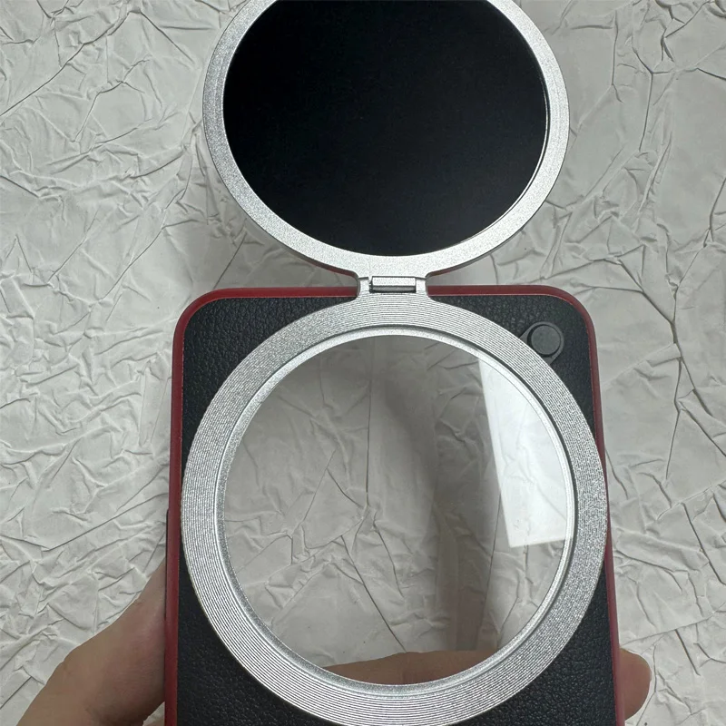 Copriobiettivo in metallo con  - Photography Xiaomi 14 Ultra recensione e prezzo